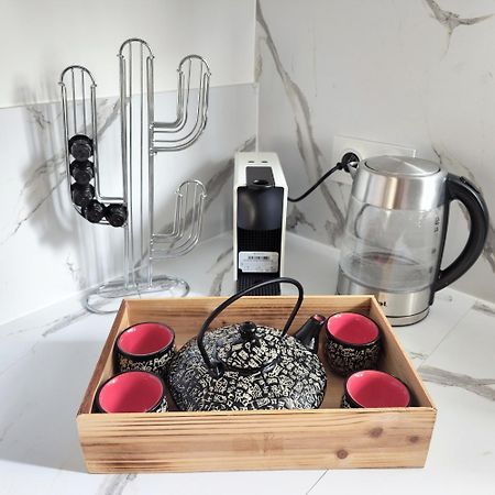 Superbe Cosy Duplex Appartement T3 Charpenne Tete D'Or Avec Parking Prive Gratuit Villeurbanne Luaran gambar