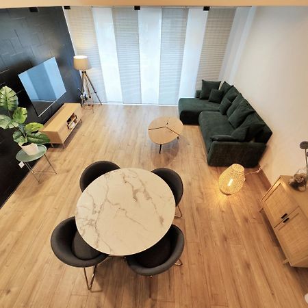 Superbe Cosy Duplex Appartement T3 Charpenne Tete D'Or Avec Parking Prive Gratuit Villeurbanne Luaran gambar